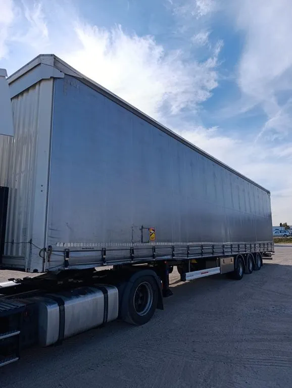 KAESSBOHRER *XS Maxima*Rollerbett*MEGA*2022*AIRCARGO* – Bild 1